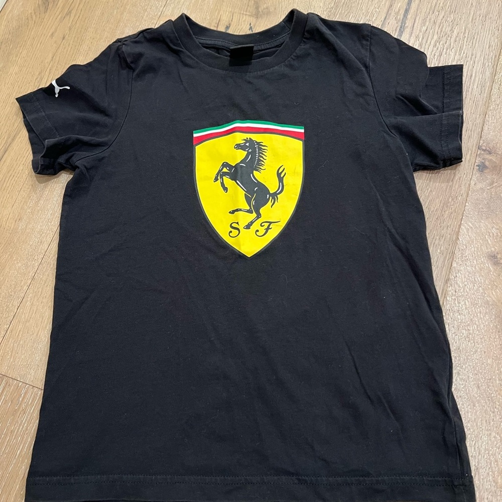 Ferrari tshirt